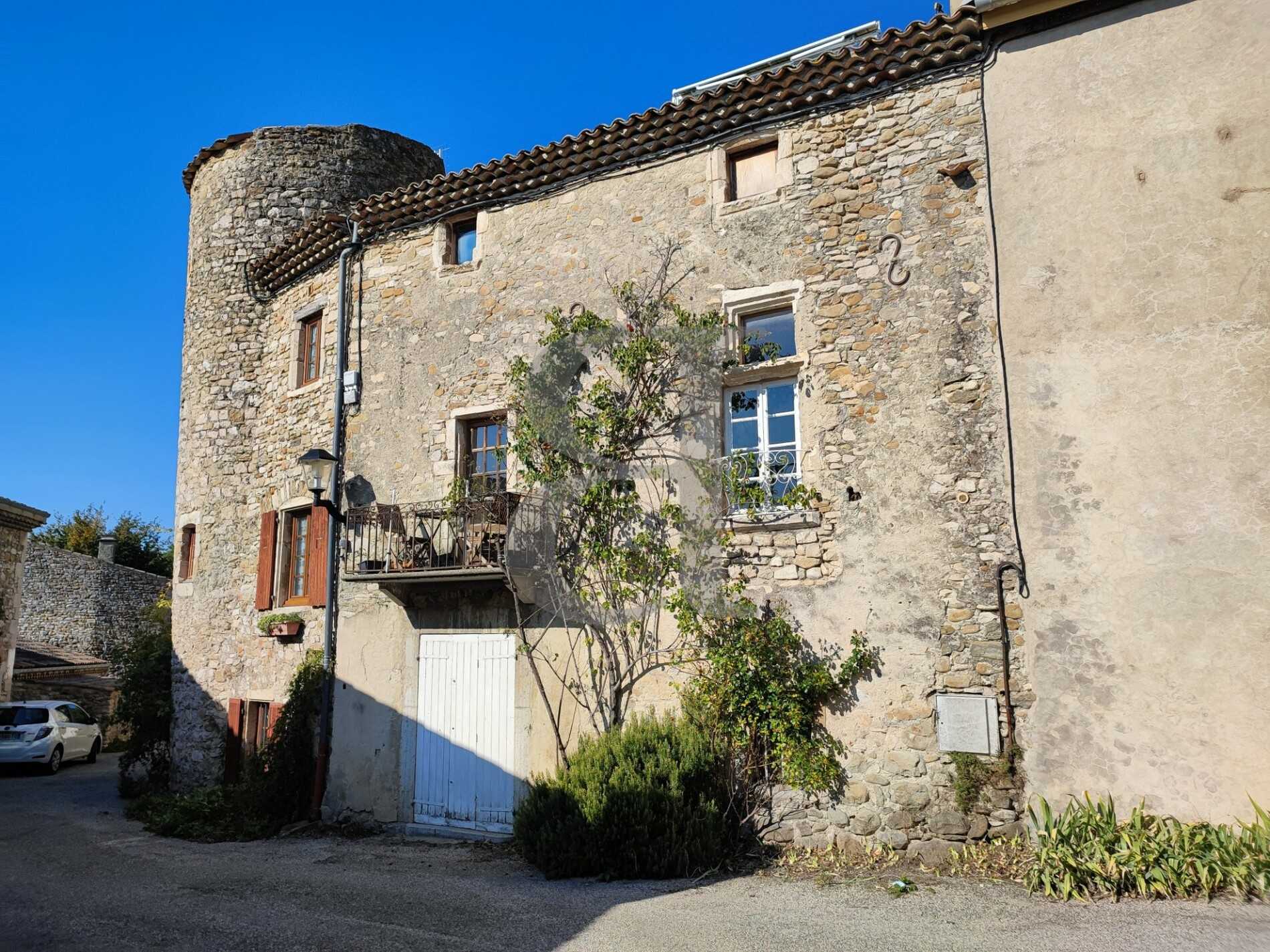 Dom w La Begude-de-Mazenc, Owernia-Rodan-Alpy 10829878