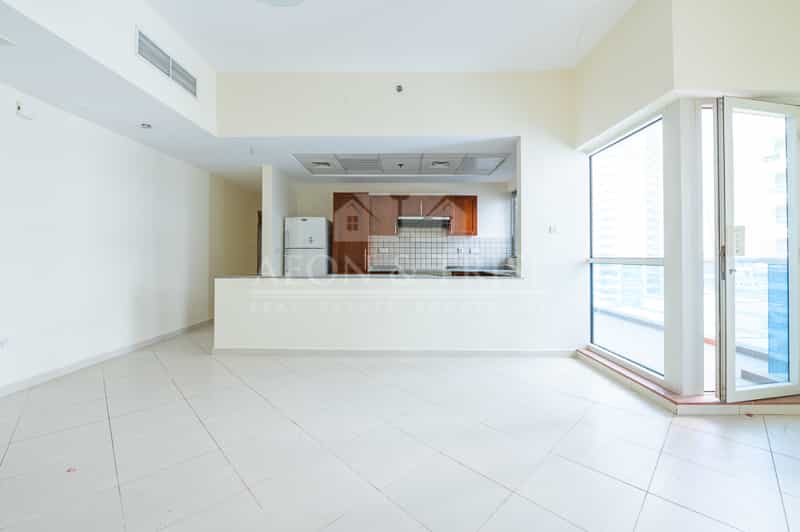 Condominium in Dubai, Dubai 10830106