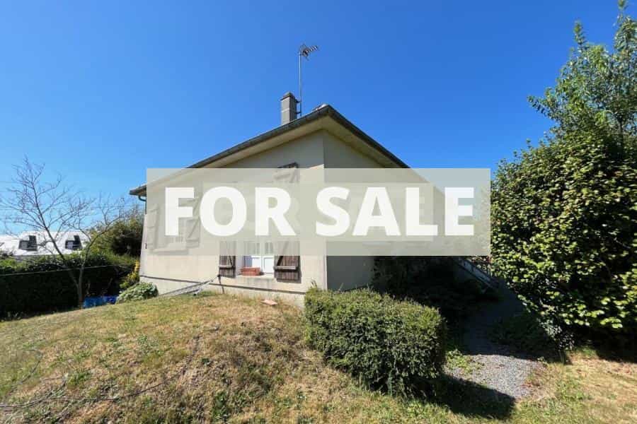 House in Coutances, Normandie 10830528