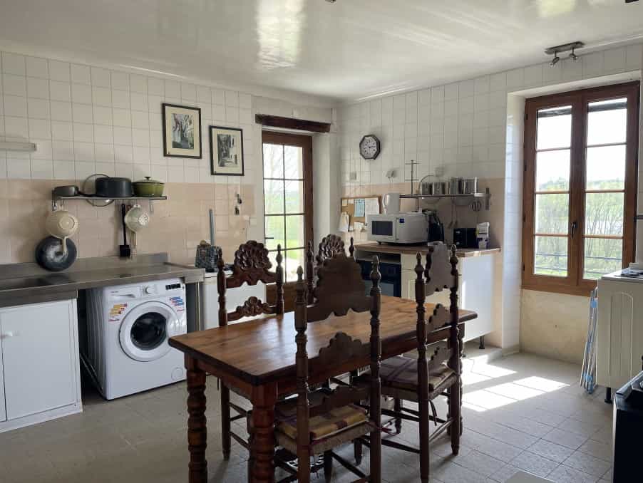 σπίτι σε Villeréal, Nouvelle-Aquitaine 10830672