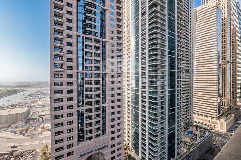 公寓 在 Dubai, Dubai 10830676