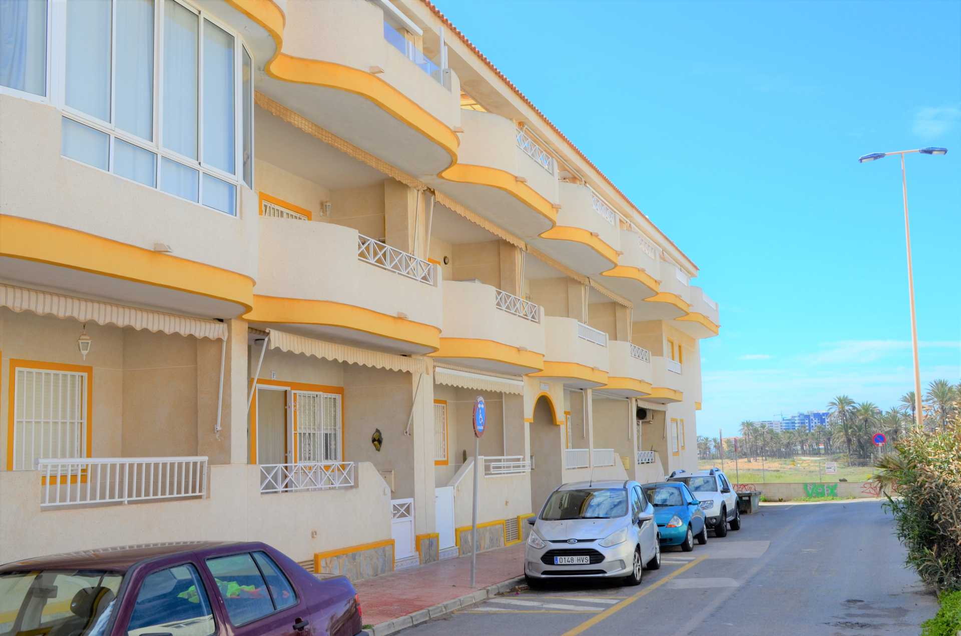 Condominium in La Marquesa, Valencia 10830955