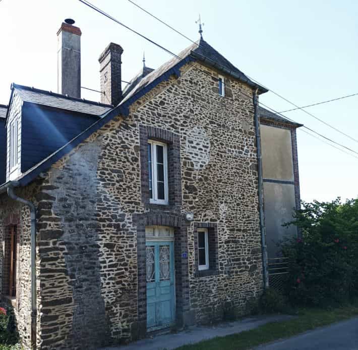 Talo sisään Chevaigne-du-Maine, Pays de la Loire 10831287