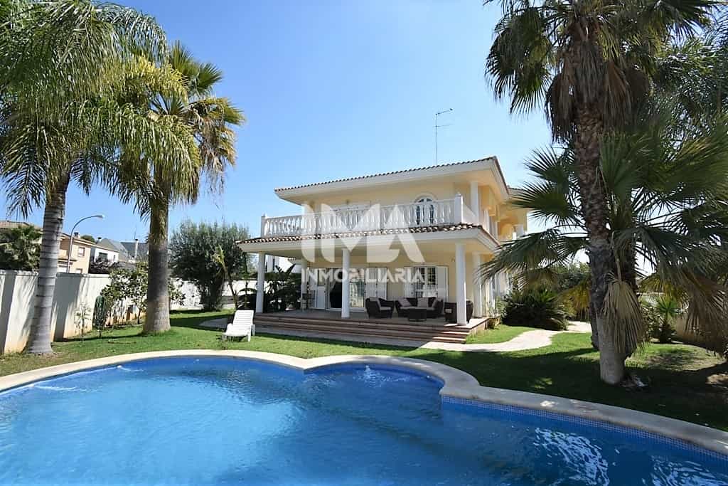 Huis in La Eliana, Valencia 10831560