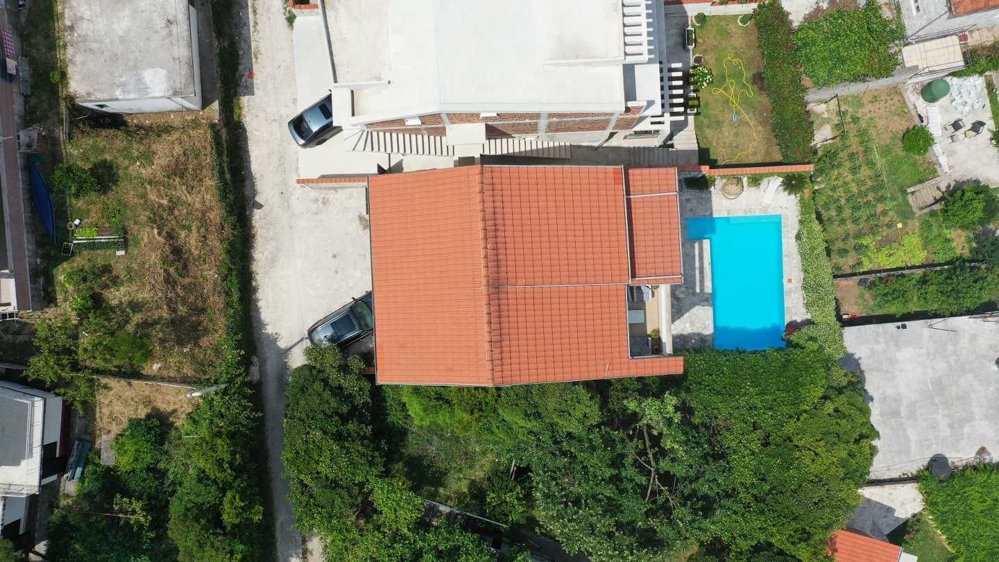 Hus i Nikolići, Tivat 10831567