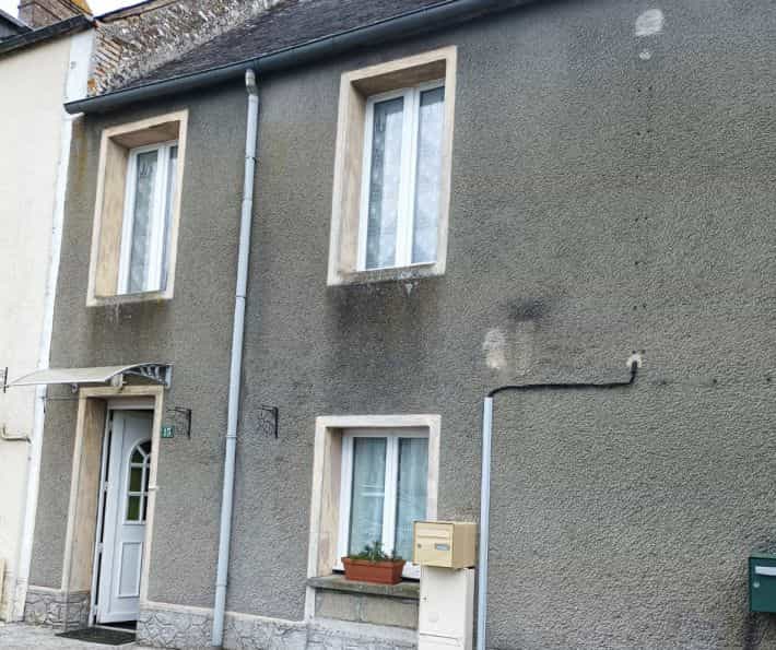 Rumah di Saint-Aignan-de-Couptrain, Membayar de la Loire 10831683