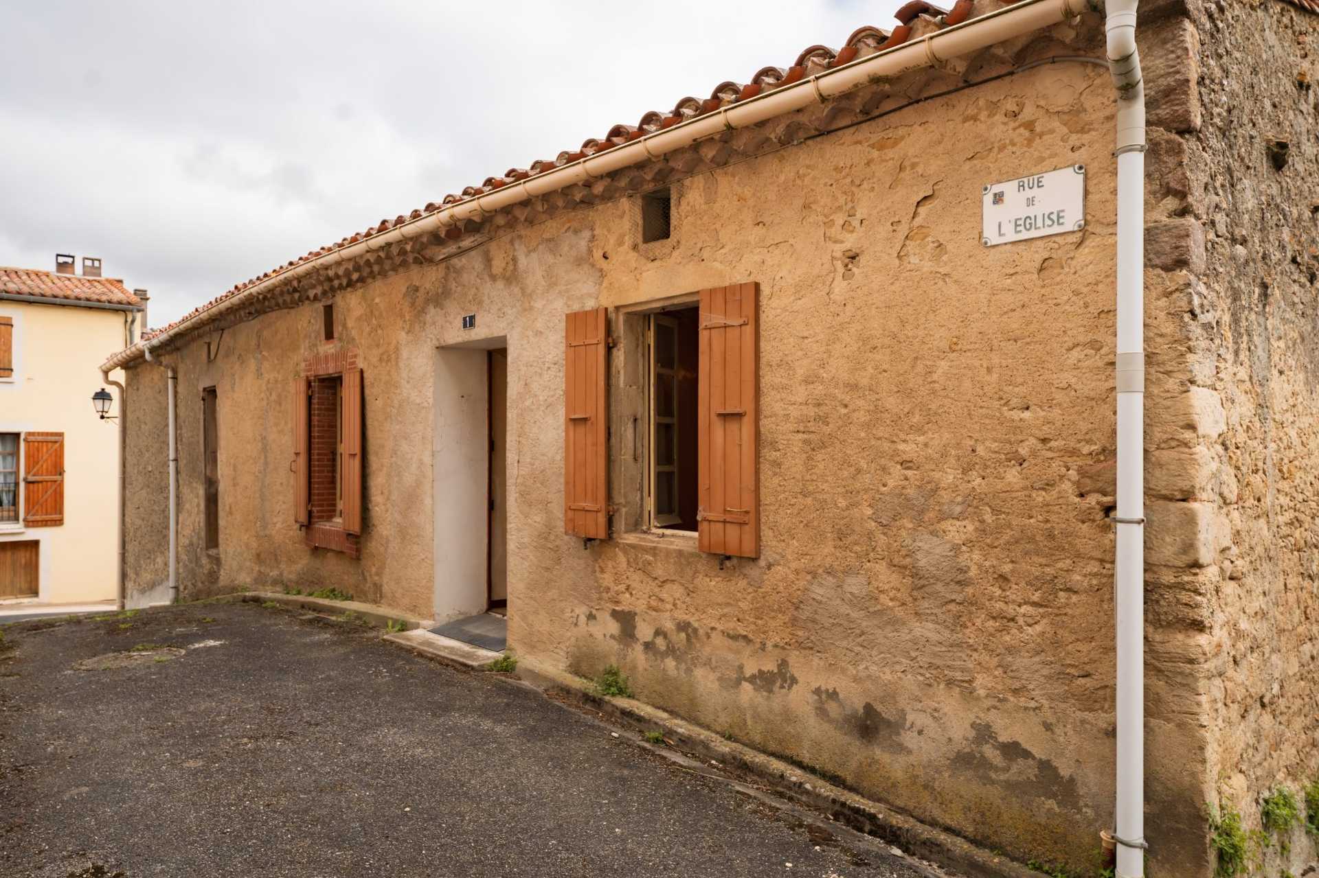 Hus i Labastide-d'Anjou, Occitanie 10831711