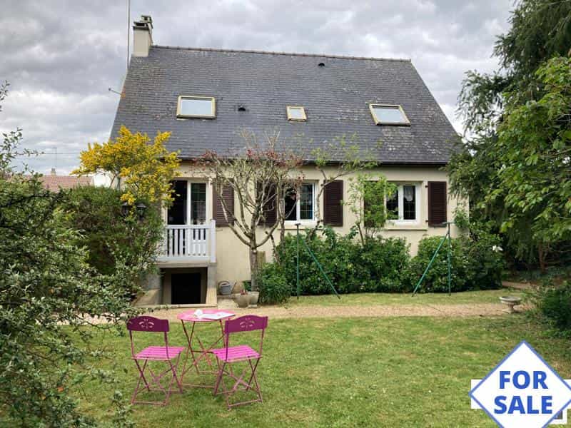 House in Alencon, Normandie 10831835