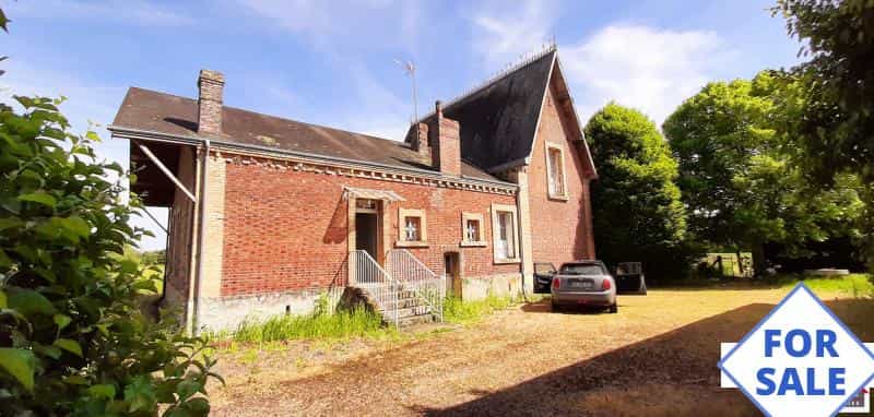 House in Saint-Léger-sur-Sarthe, Normandy 10831881