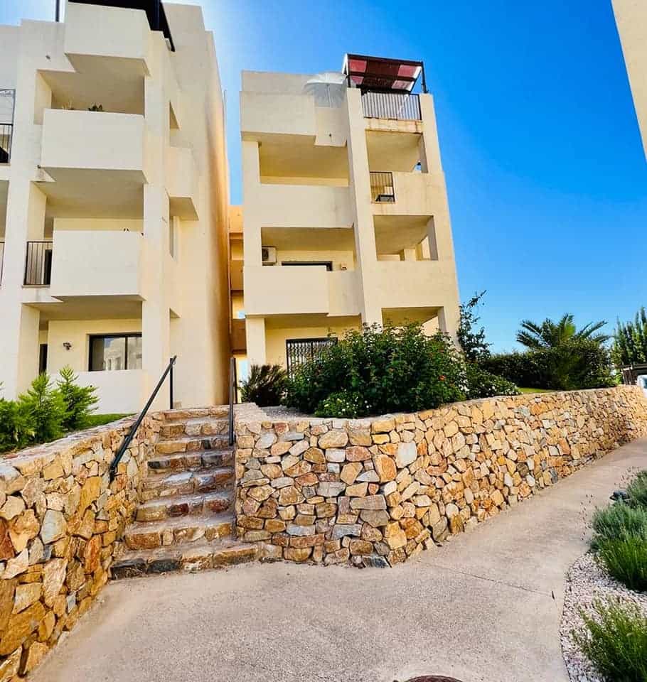 Condominium in Corvera, Murcia 10832119