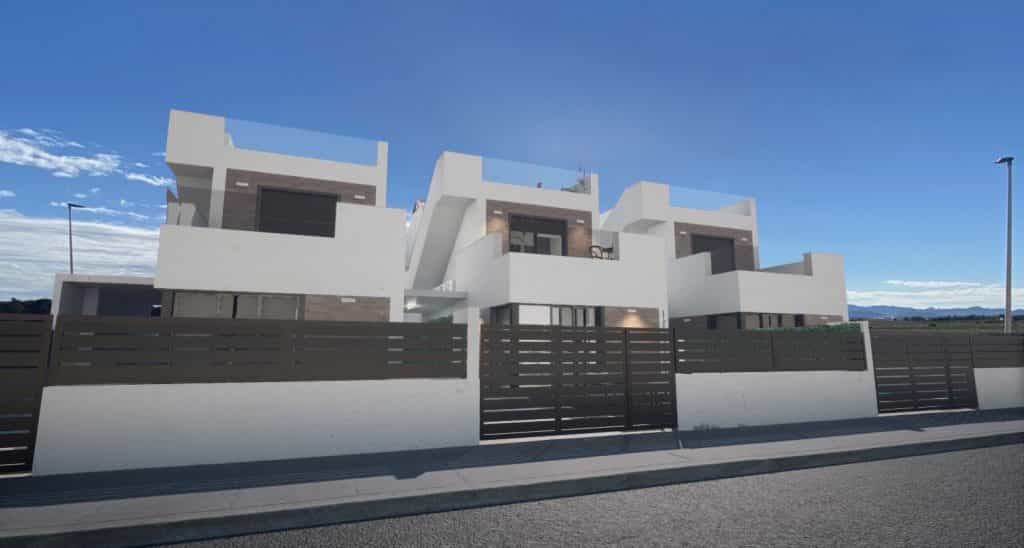 House in Los Alcázares, Region of Murcia 10832233