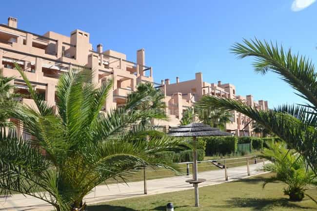 Condominium in Mazarron, Murcia 10832675