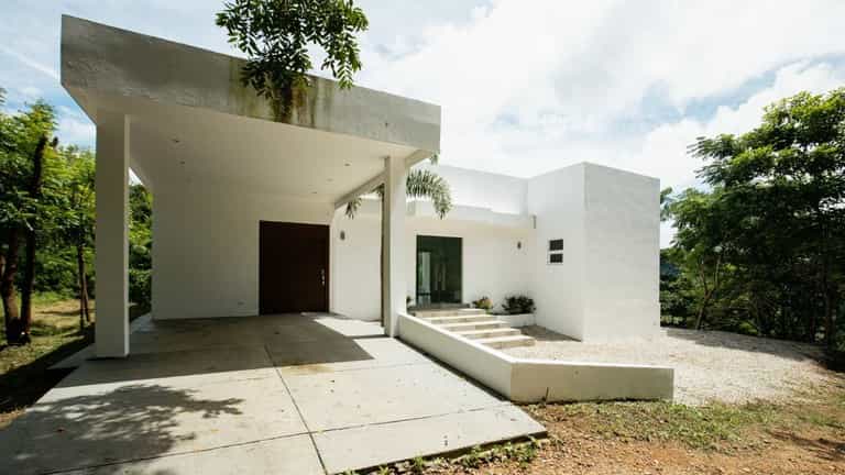 жилой дом в Комунидад, Гуанакасте 10832953