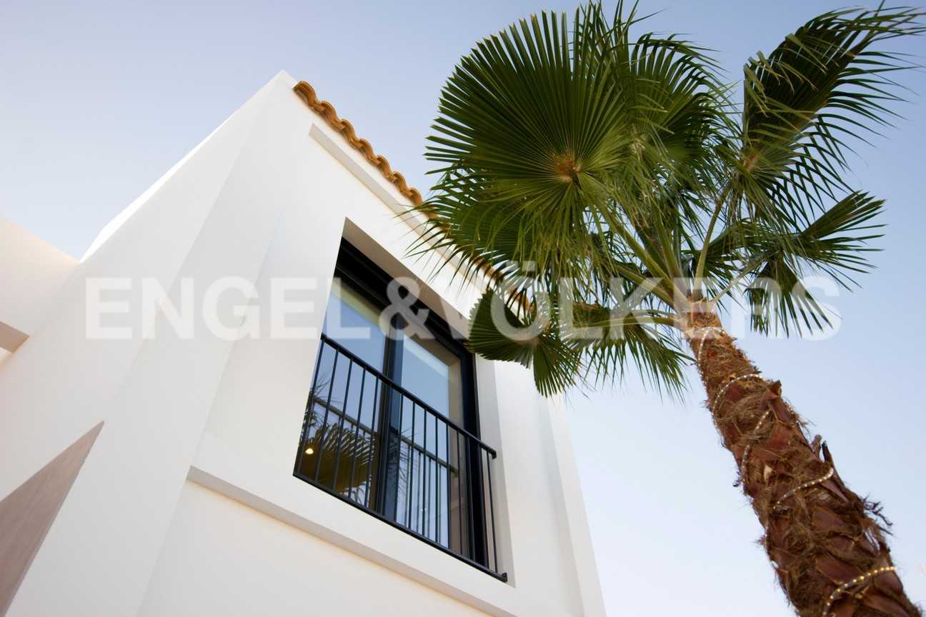 House in Torrevieja, Valencian Community 10833020