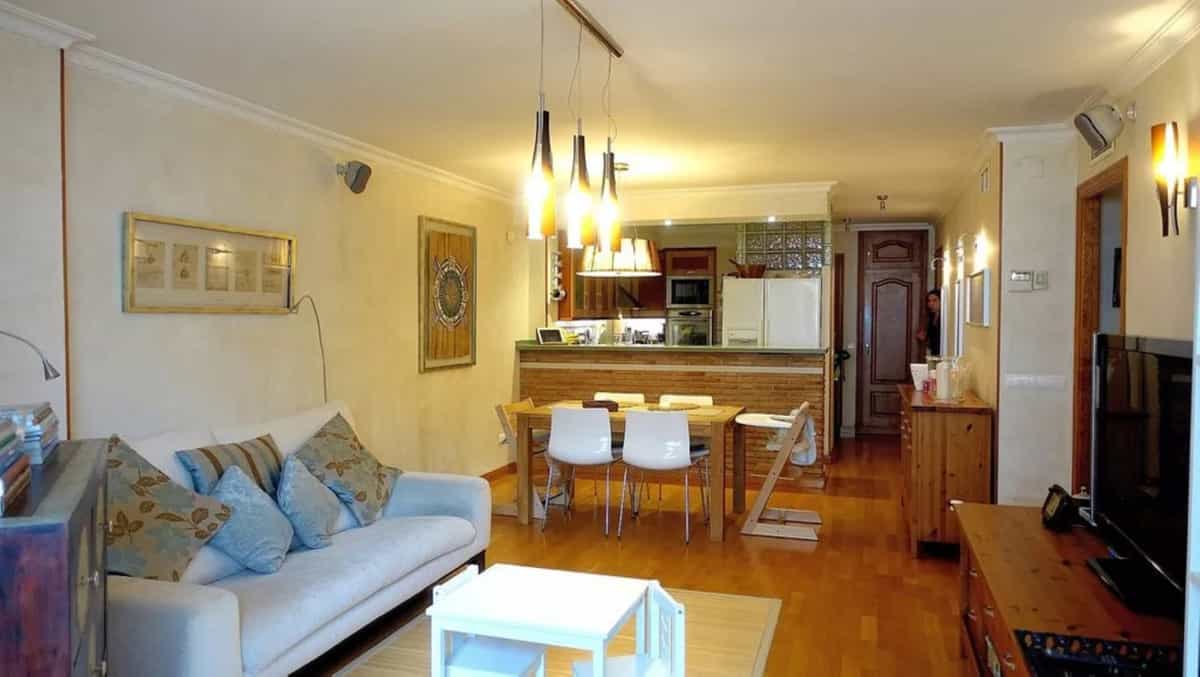 Condominium in Marbella, Andalusia 10833060