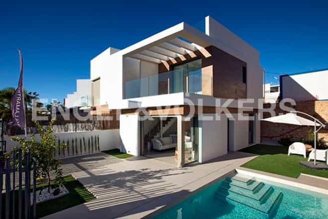 House in Campoamor, Valencia 10833085