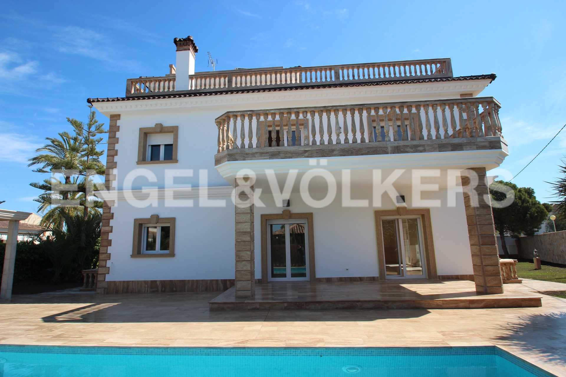 House in Torrevieja, Valencia 10833135
