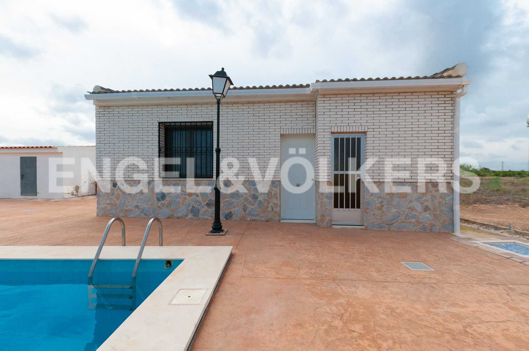 Haus im Los Montesinos, Valencian Community 10833175