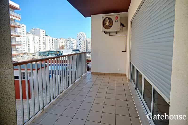 Condominium in Armacao de Pera, Faro 10833733