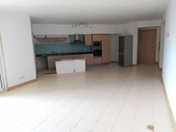 Condominium in Espargos, Sal 10833837