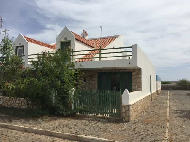 House in Espargos, Sal 10833841