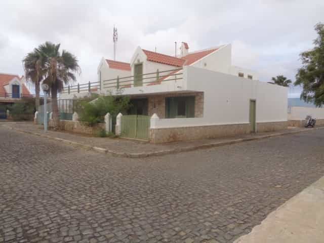 Hus i Murdeira, Sal 10833841