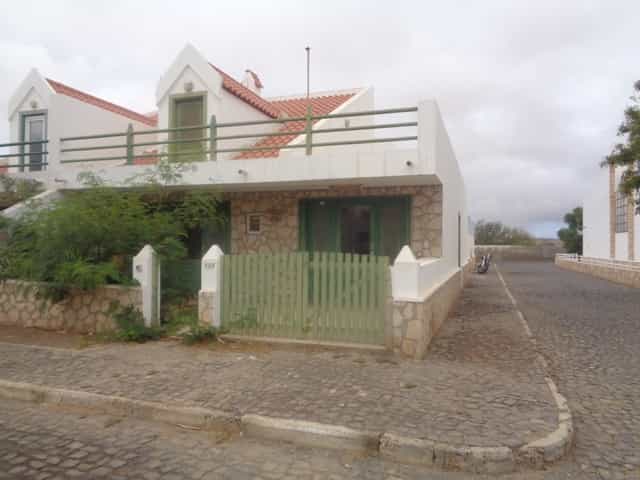 Hus i Murdeira, Sal 10833841