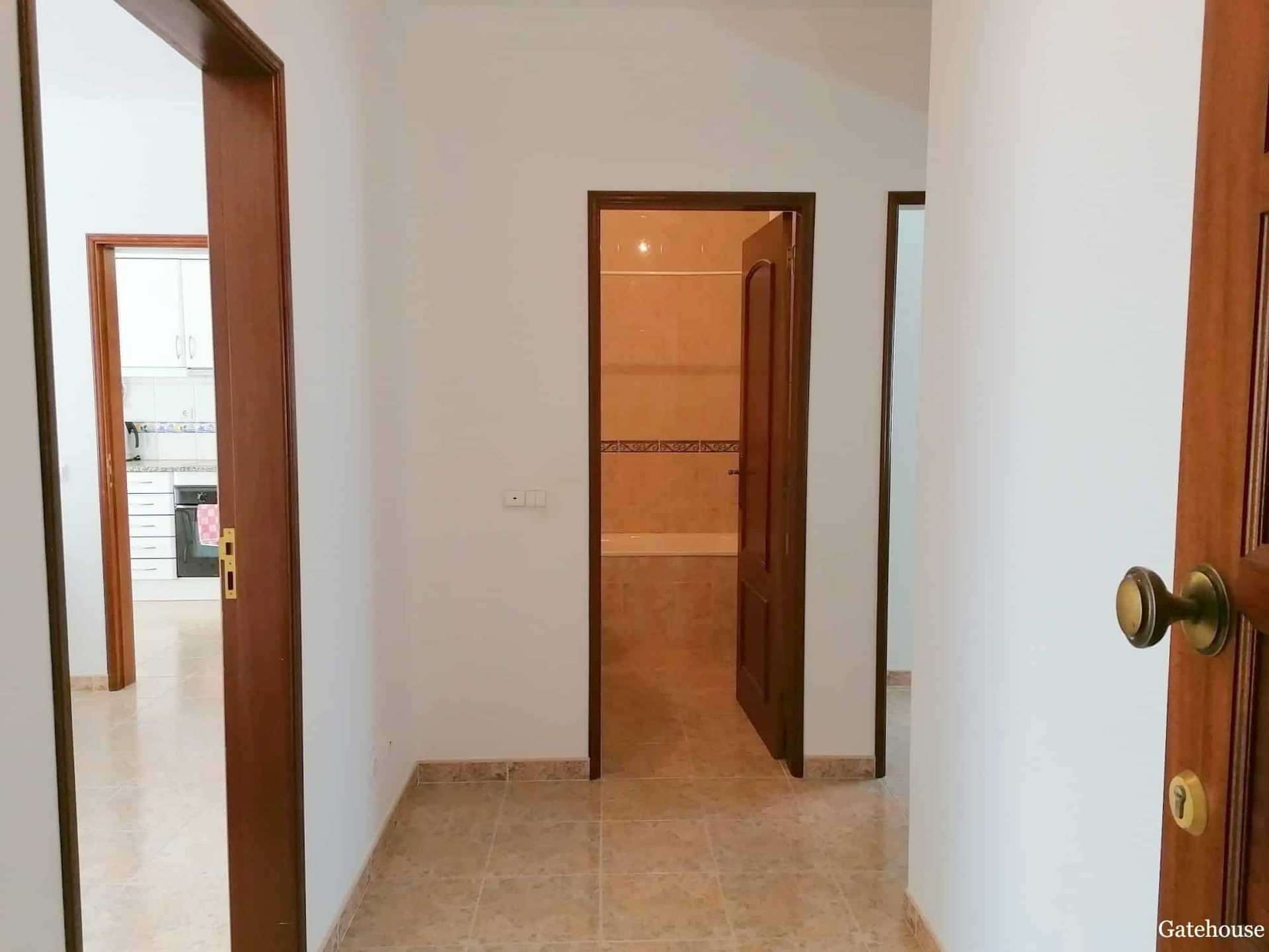 Condominium dans Quarteira, Faro 10834056