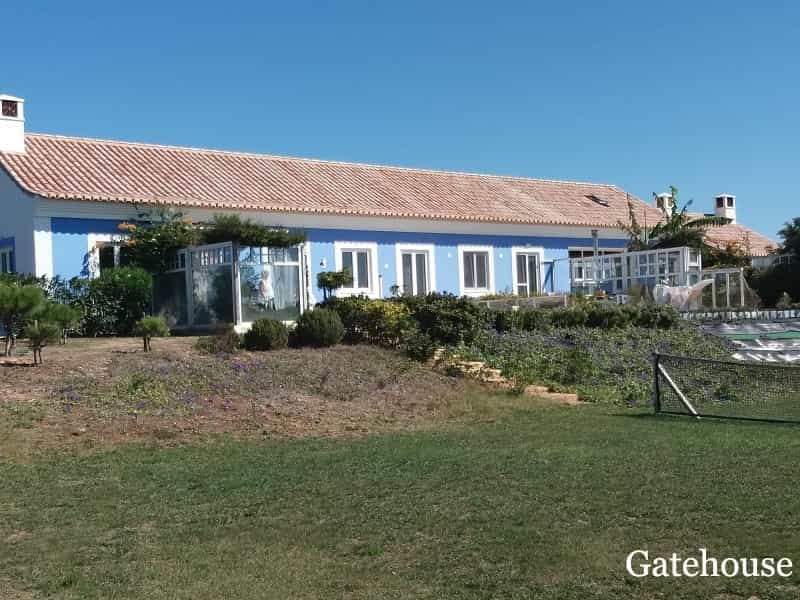 House in Vila do Bispo, Faro 10834357