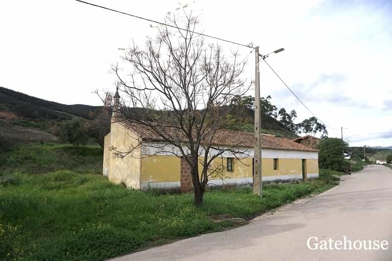 House in Mexilhoeira Grande, Faro 10834505