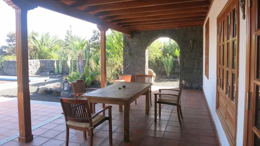 жилой дом в Playa Blanca, Canarias 10834843