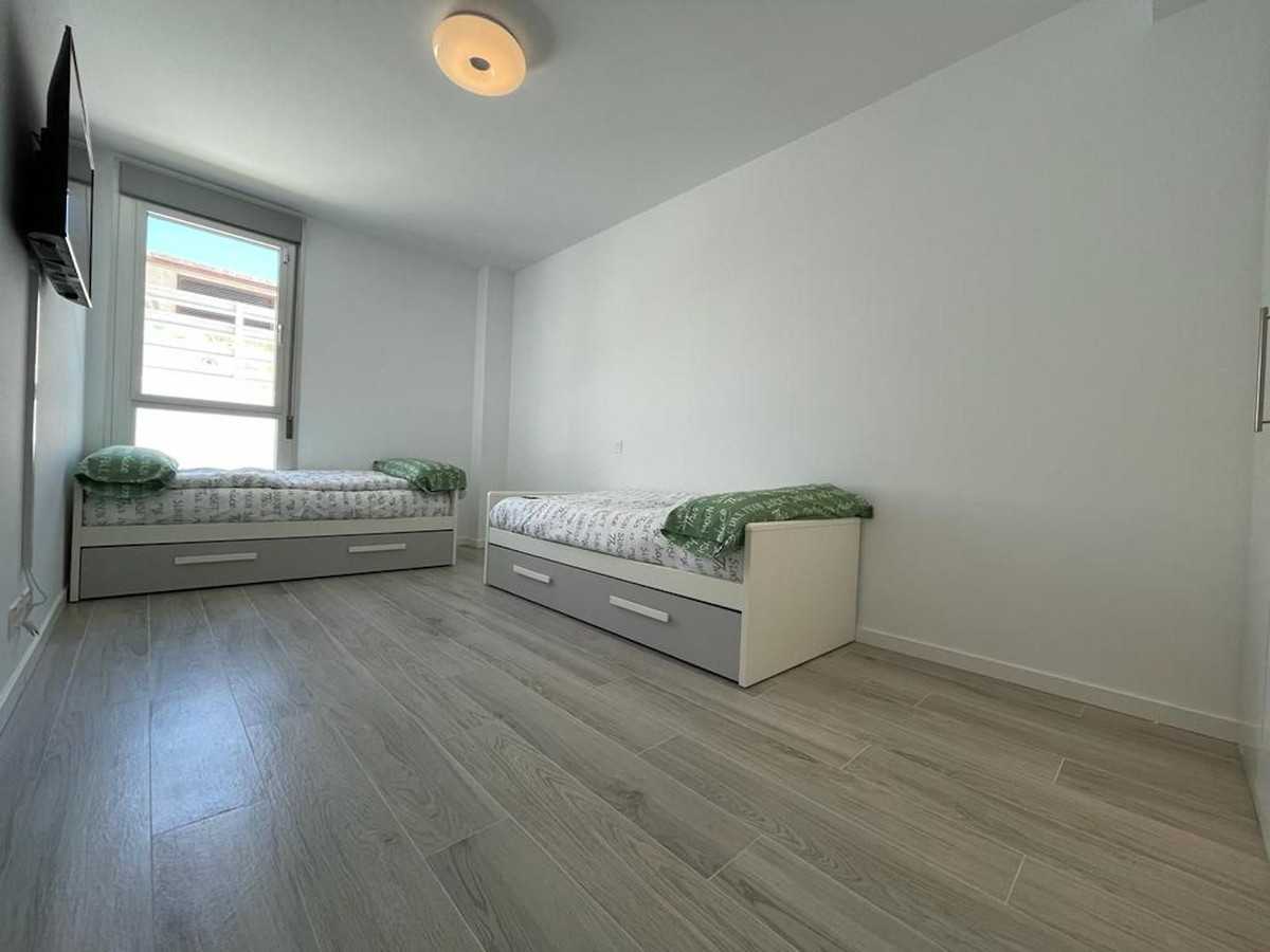 Condominium dans Cancelada, Andalusia 10835251