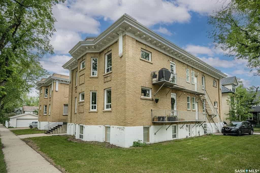 Condominio nel Saskatoon, Saskatchewan 10835402