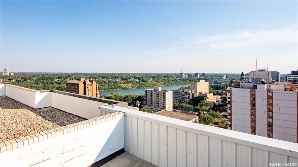 公寓 在 Saskatoon, Saskatchewan 10835468