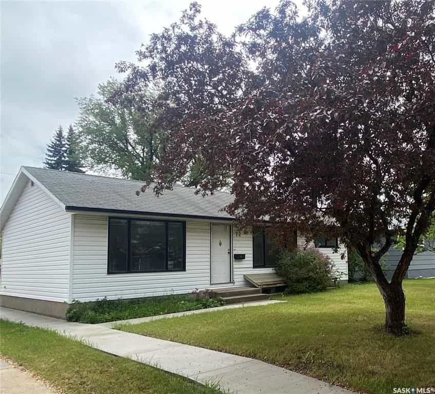 Casa nel Saskatoon, Saskatchewan 10835502