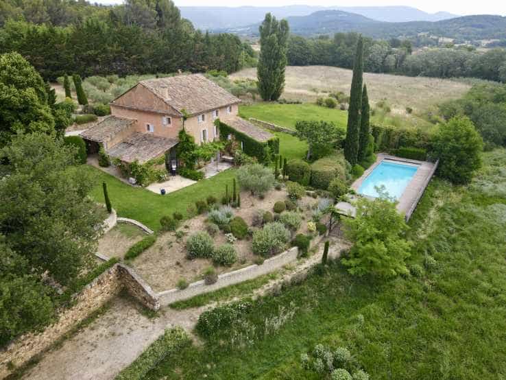 House in Roussillon, Provence-Alpes-Cote d'Azur 10835585