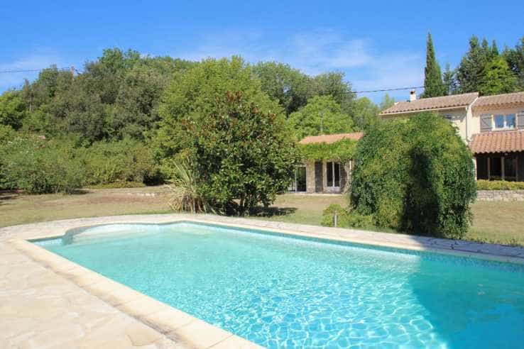 rumah dalam Montauroux, Provence-Alpes-Côte d'Azur 10835616