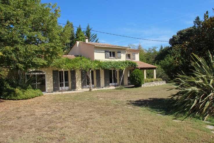 casa no Montauroux, Provença-Alpes-Costa Azul 10835616