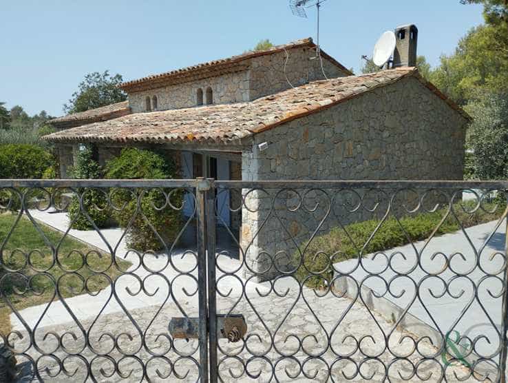 rumah dalam Peymeinade, Provence-Alpes-Côte d'Azur 10835658
