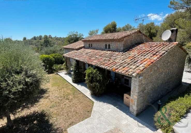 Talo sisään Peymeinade, Provence-Alpes-Cote d'Azur 10835658