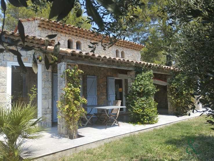 Rumah di Peymeinade, Provence-Alpes-Cote d'Azur 10835658