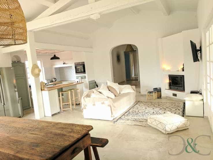 жилой дом в Besse-sur-Issole, Provence-Alpes-Cote d'Azur 10835702