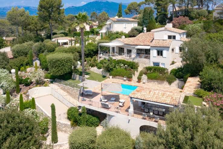 Talo sisään Roquefort-les-Pins, Provence-Alpes-Côte d'Azur 10835751