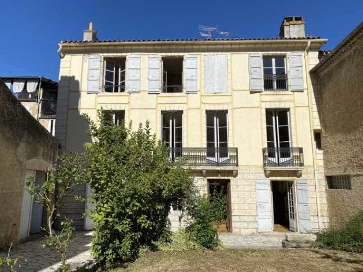 House in Condom, Occitanie 10835815