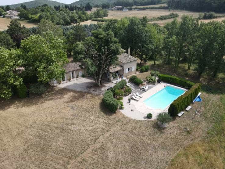 House in Valence, Auvergne-Rhone-Alpes 10835854