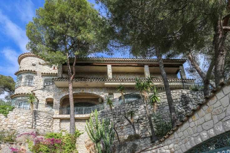 Rumah di Bagus, Provence-Alpes-Cote d'Azur 10836100