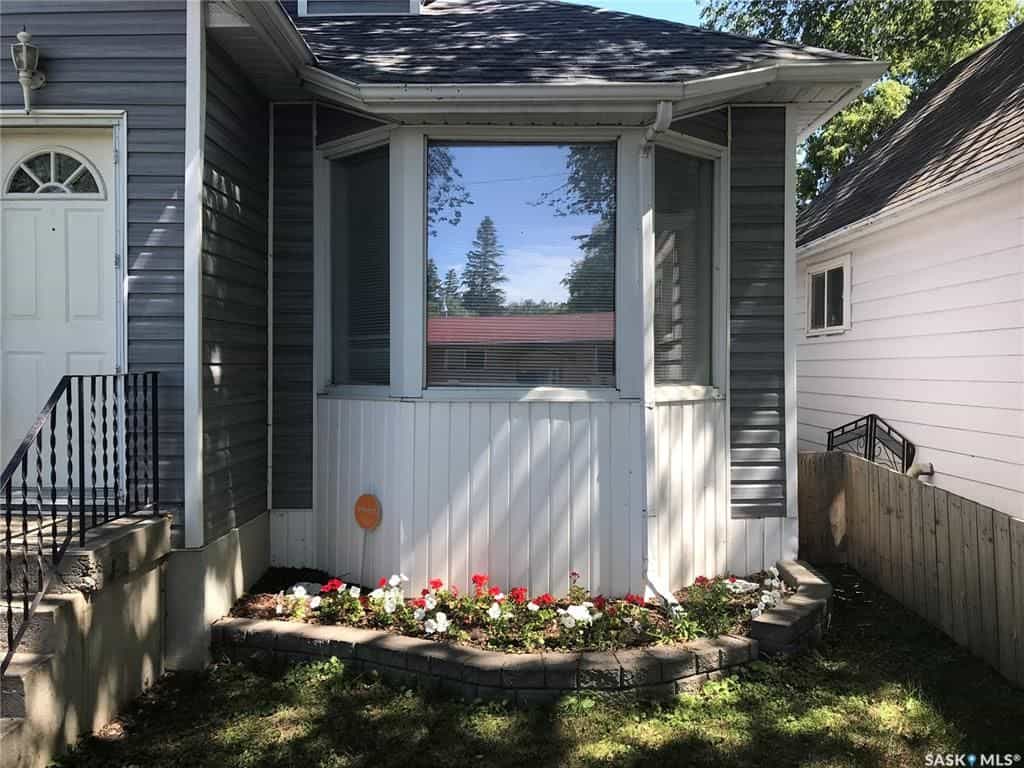 rumah dalam Saskatoon, Saskatchewan 10836136