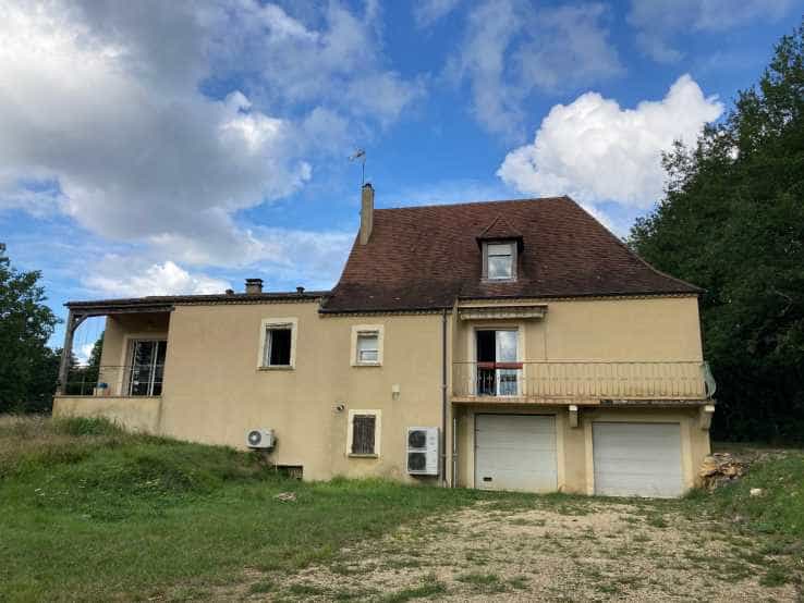 House in Vitrac, Nouvelle-Aquitaine 10836257