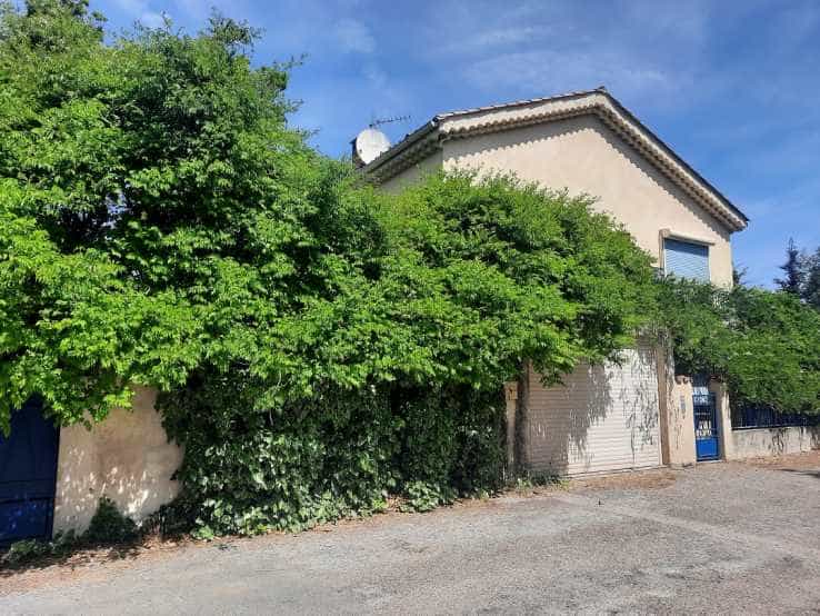 Casa nel Lamalou-les-Bains, Occitania 10836292
