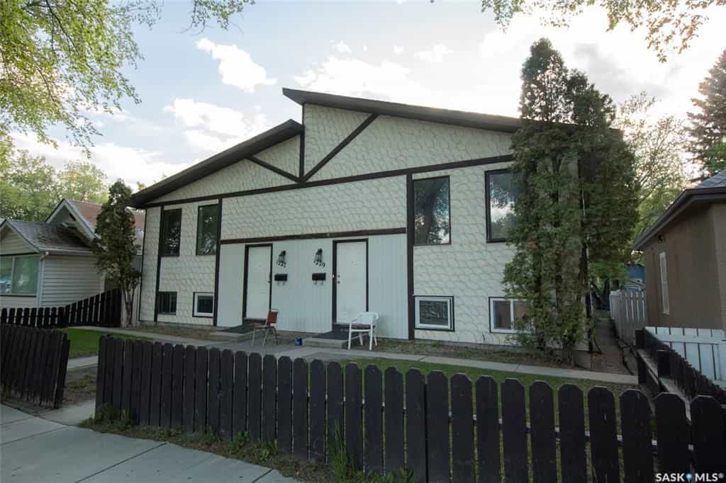 公寓 在 Saskatoon, Saskatchewan 10836330